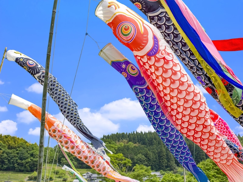 こどもの日に鯉のぼりを揚げるのはなぜ？